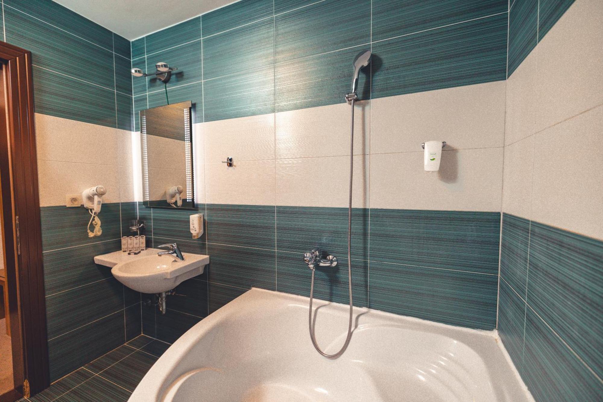 Etno Selo Stanisici Hotel Leonida Dijelovi Extérieur photo
